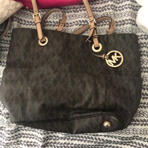 Michael kors bag